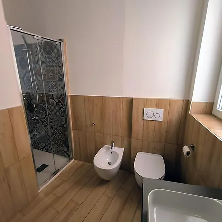 Near To - Donkey's House Tavernerio